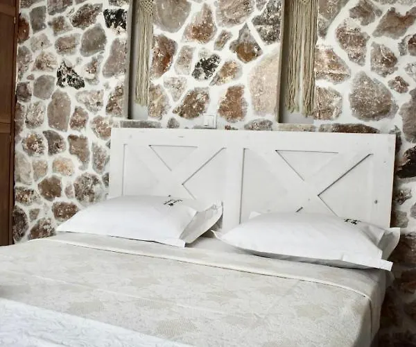 Ktima Panagias * Ormos Panagias